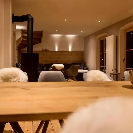 Вілла 6bdr Holiday With Terrace And Mountain Views Гарміш-Партенкірхен